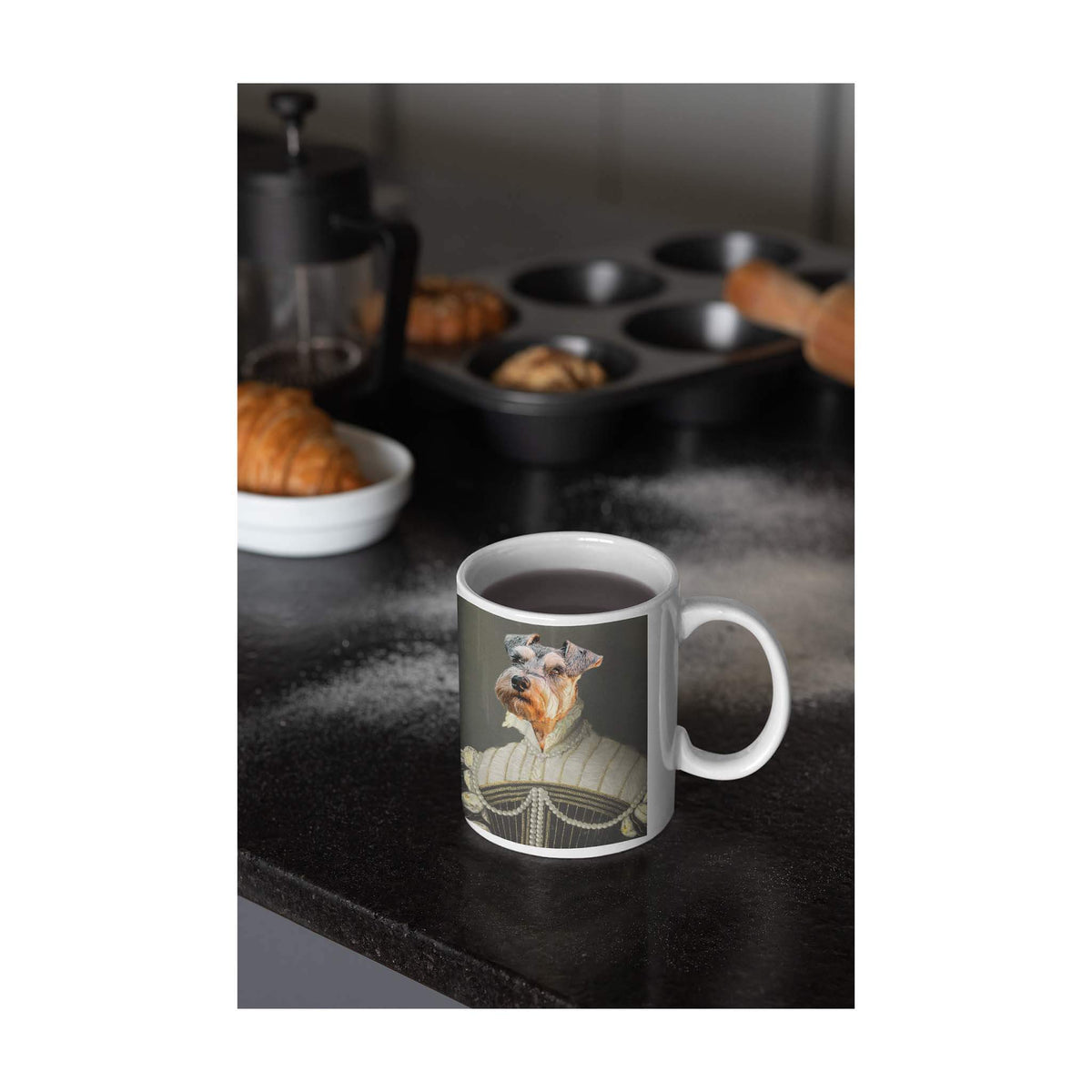 Die Perlenfrau - Personalisiertes Haustierportrait als Tasse